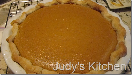 Judy's Kitchen: BETTER HOMES AND GARDENS PUMPKIN PIE